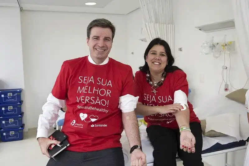 Vanessa Lobato VP de RH Santander e Cássio Schmitt Diretor de Crédito e Recuperações do Santander